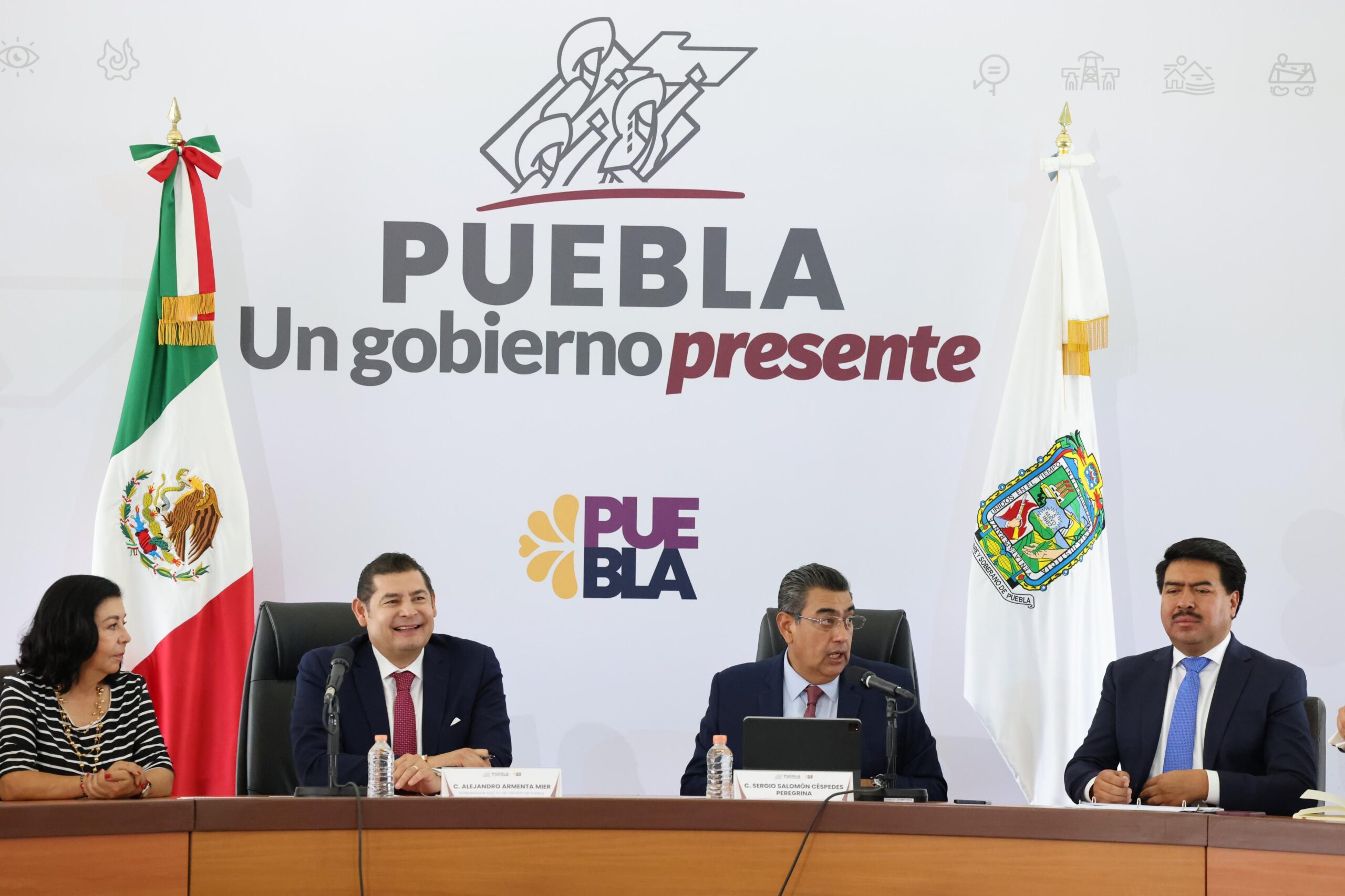 Alejandro Armenta prioriza la seguridad en la transición gubernamental de Puebla