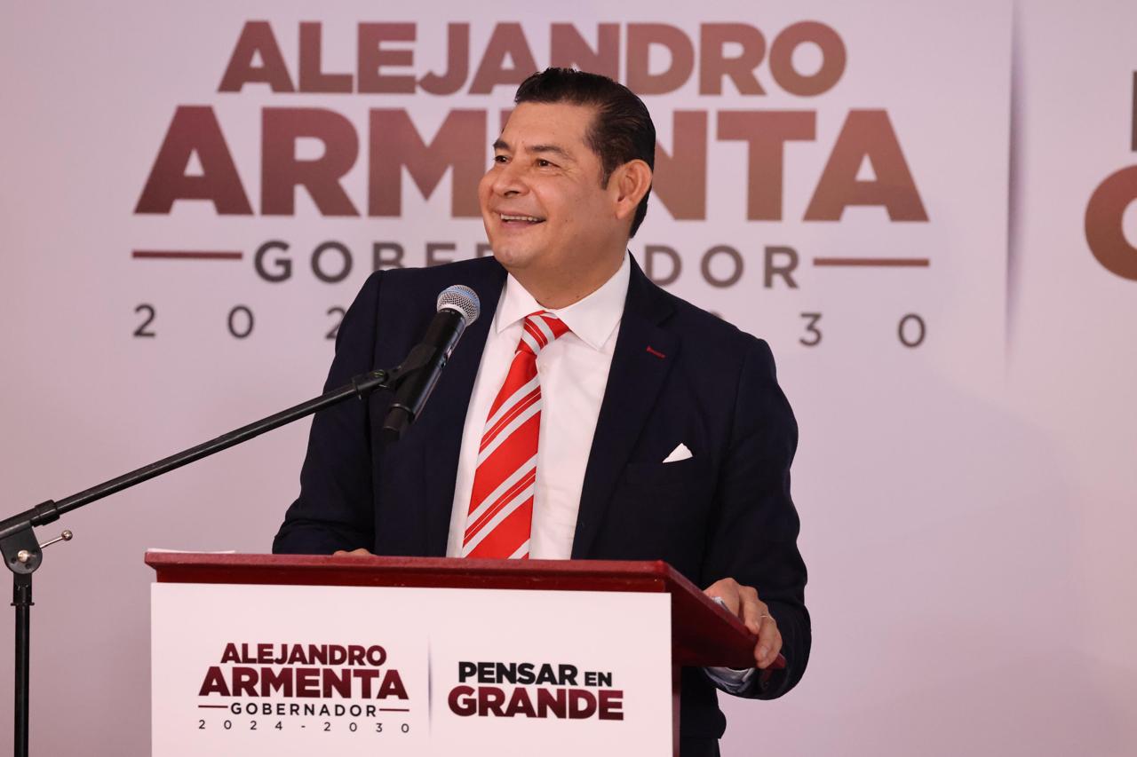 Armenta promete protección total para migrantes y justicia en inversiones en Puebla