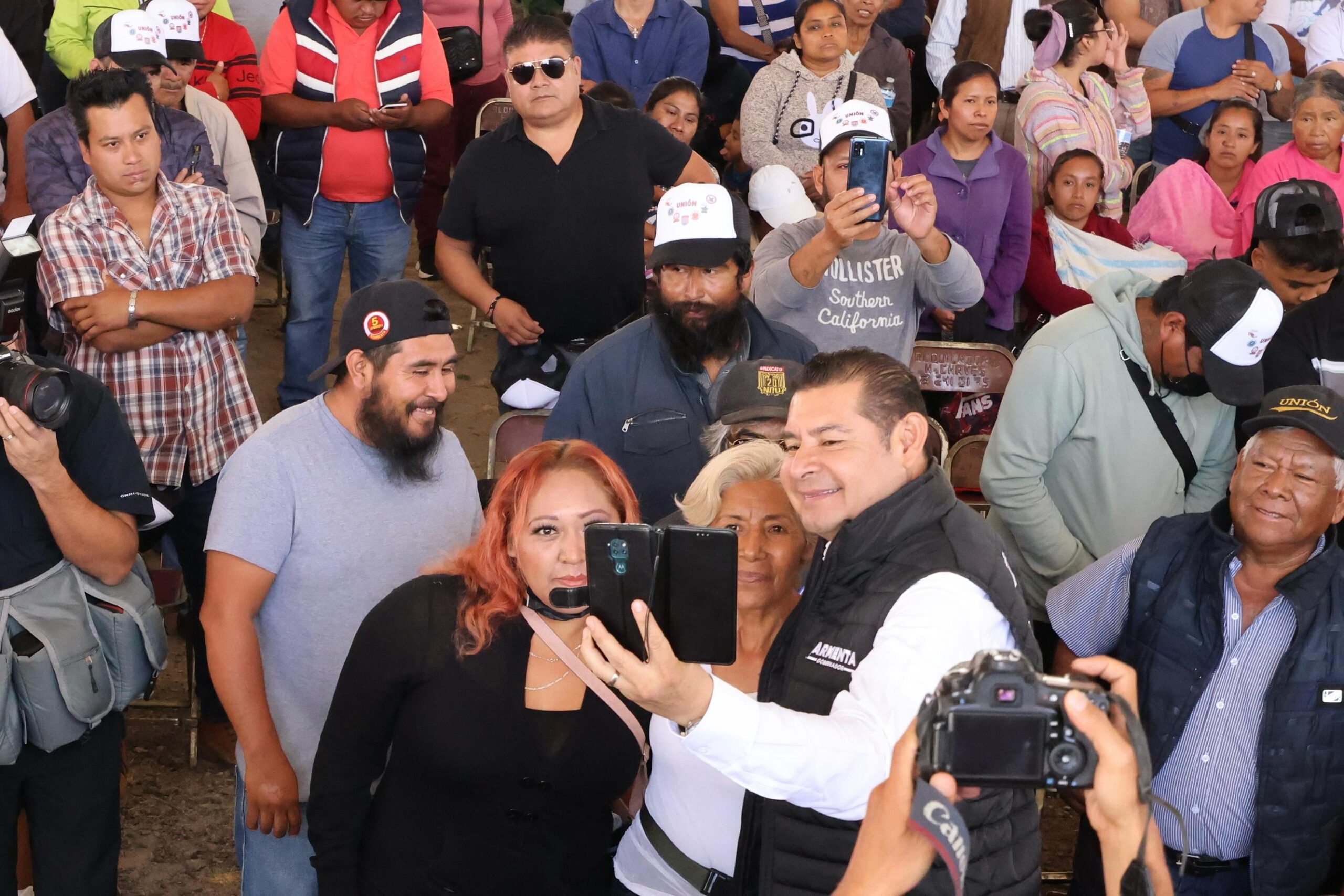 Alejandro Armenta se compromete con la clase trabajadora de Puebla para impulsar el empleo