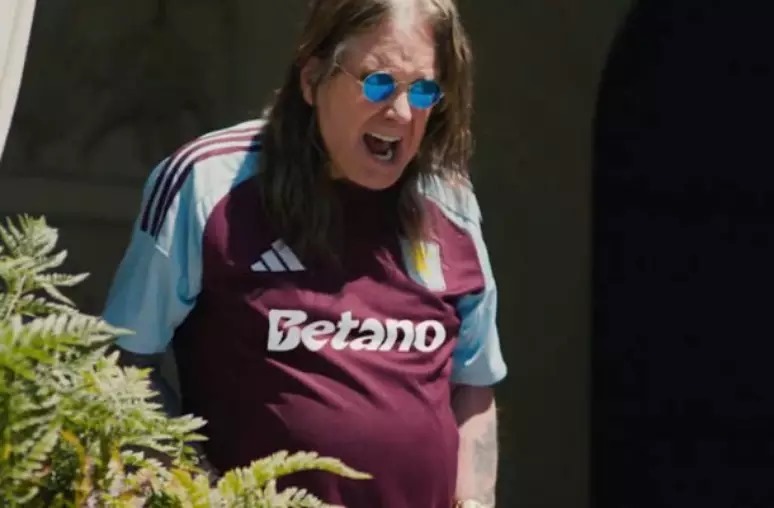 Ozzy Osbourne: Un Lanzamiento Memorable para la Nueva Camiseta del Aston Villa